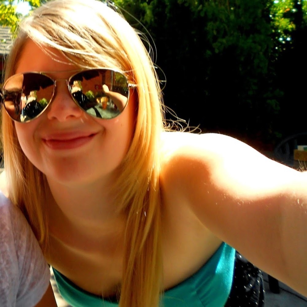 Meet your Posher, Jsizzle19